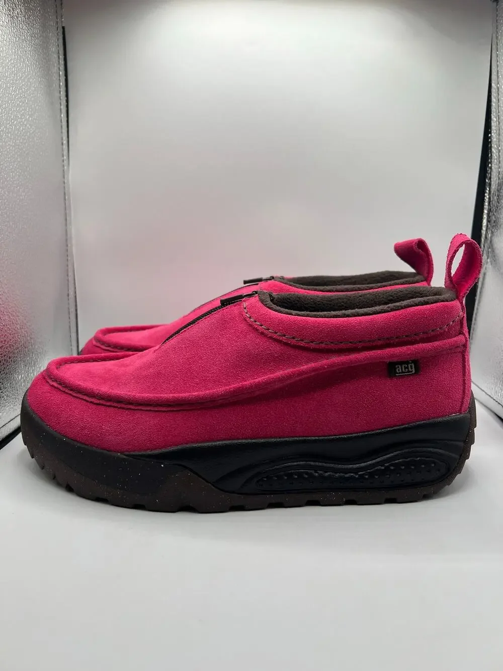 Nike ACG Izy “Rush Pink” size 10 men’s